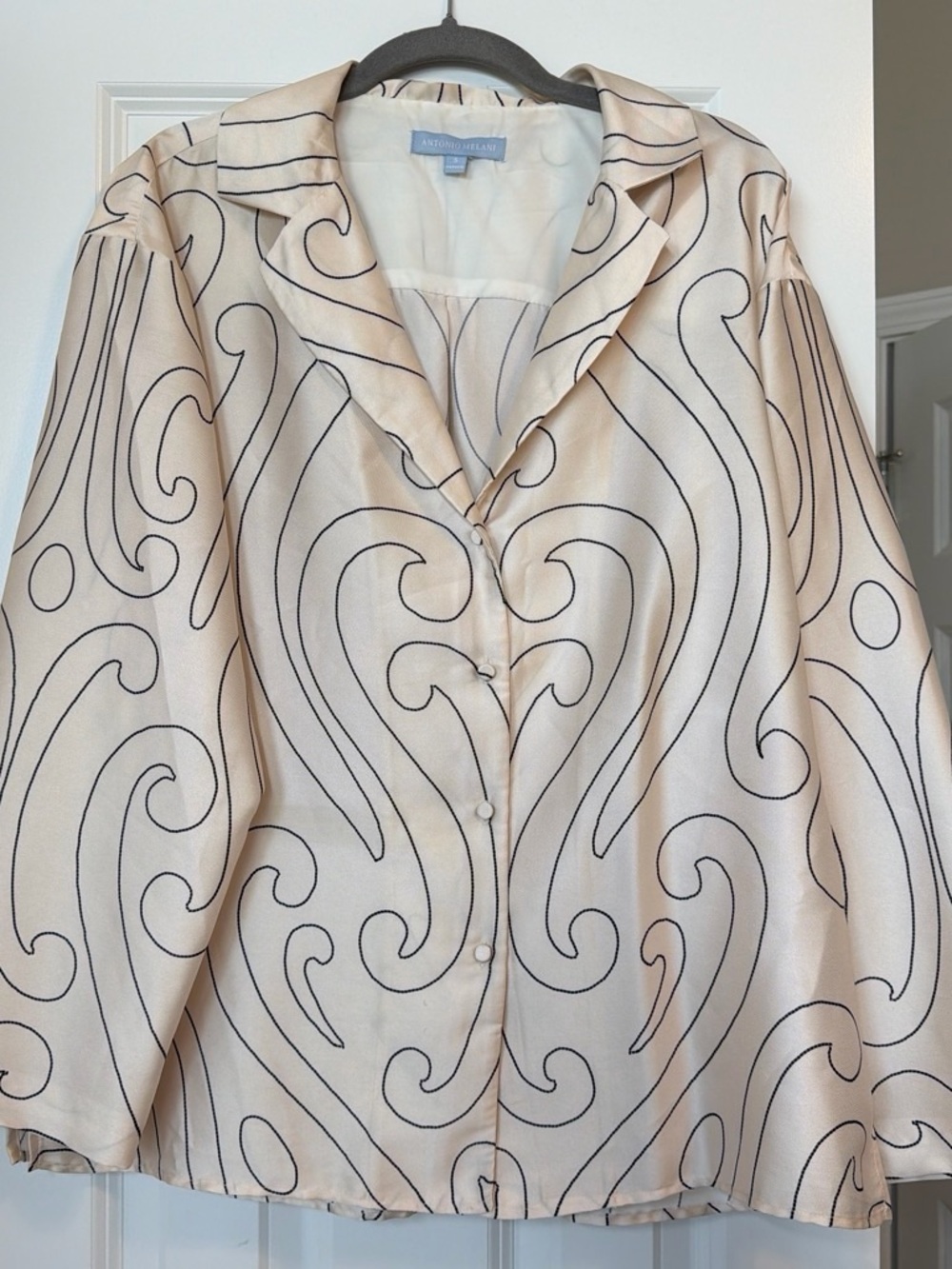 ANTONIO MELANI Cream Satin Swirl-Print Button Front Blouse